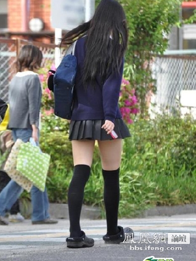 日本女生一穿上校服就很女神 齐B小短裙