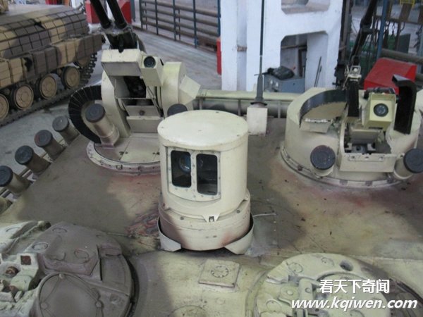 最新改型坦克新炮塔